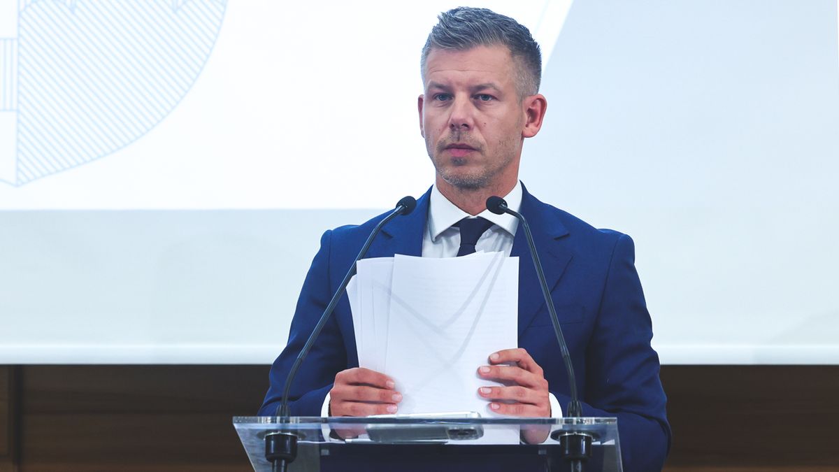 „Sajnos ezt várják tőle” – egyre dühösebbek az emberek a Tisza-kormányra a válságkezelés miatt