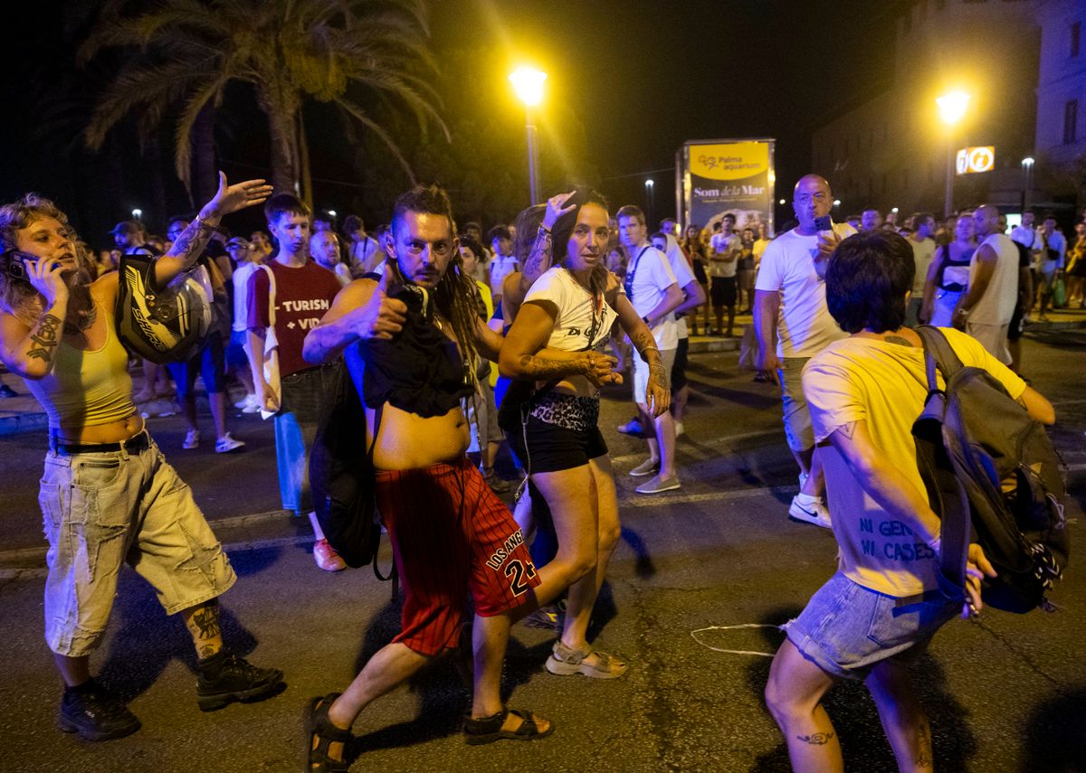 Nem minden tüntetés békés Spanyolországban (Fotó: JAIME REINA / AFP)