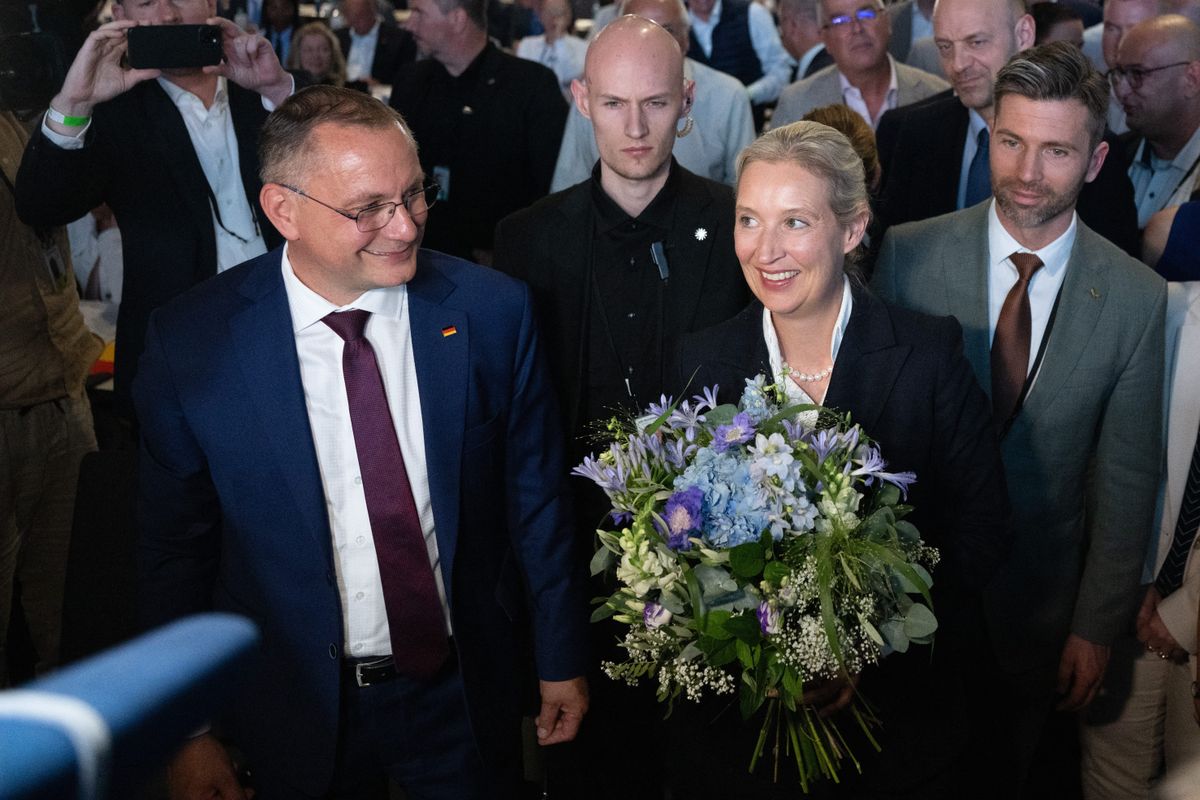 Alice Weidel és Tino Chrupalla vezeti tovább az AfD-t az ősz tartományi választások alatt is (Fotó: SEBASTIAN KAHNERT / DPA)
