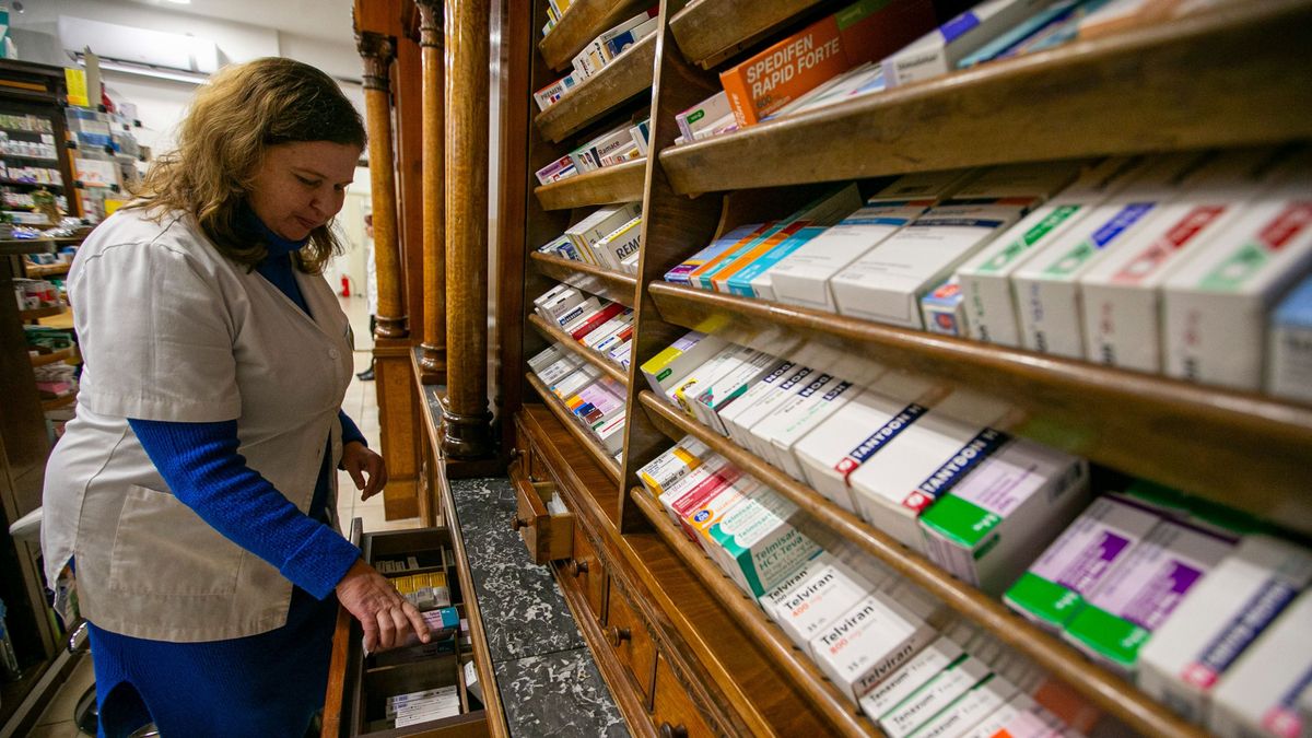 Magyar Péter bejelentést tett: áfamentesek lesznek a vényköteles gyógyszerek