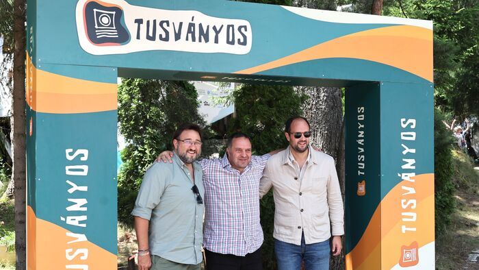 Tusványos
Tusnádfürdő
Bálványosi Nyári Szabadegyetem