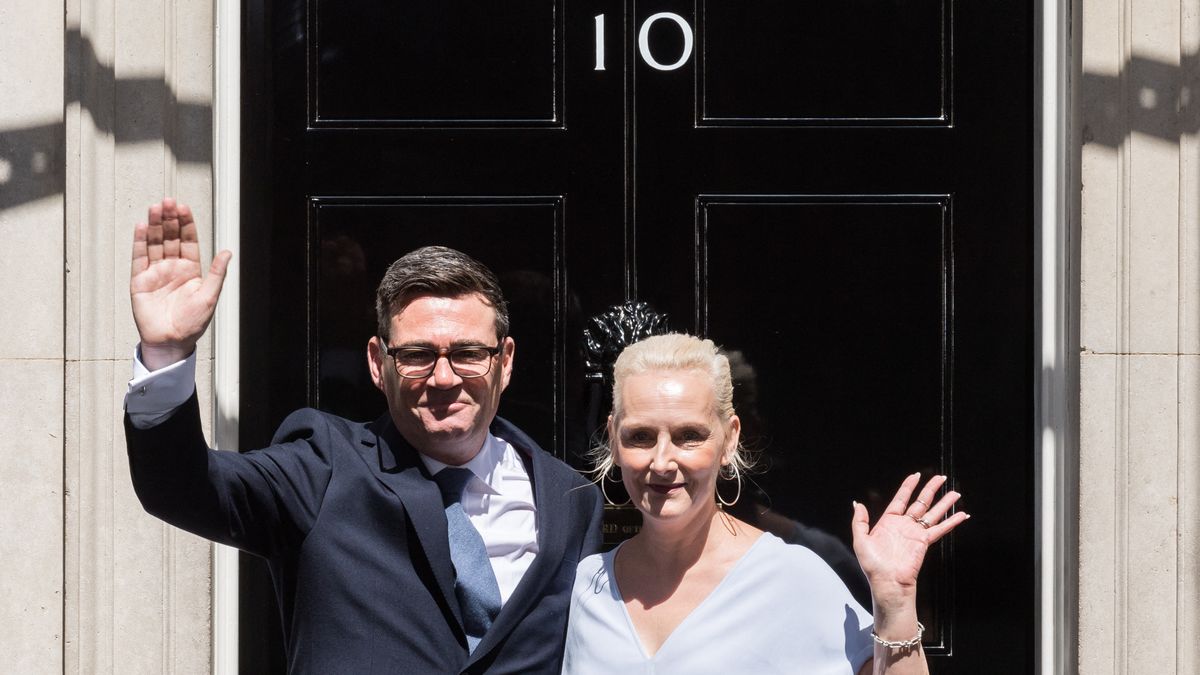 Nem állnak messze a britek attól, hogy a jobboldalhoz meneküljenek Andy Burnham után