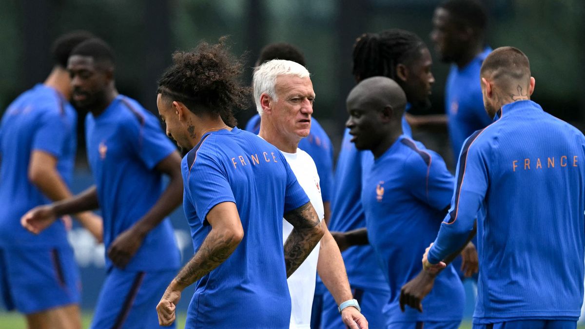 Deschamps Responds to Criticism, Confirms Mbappé Will Play vs. England