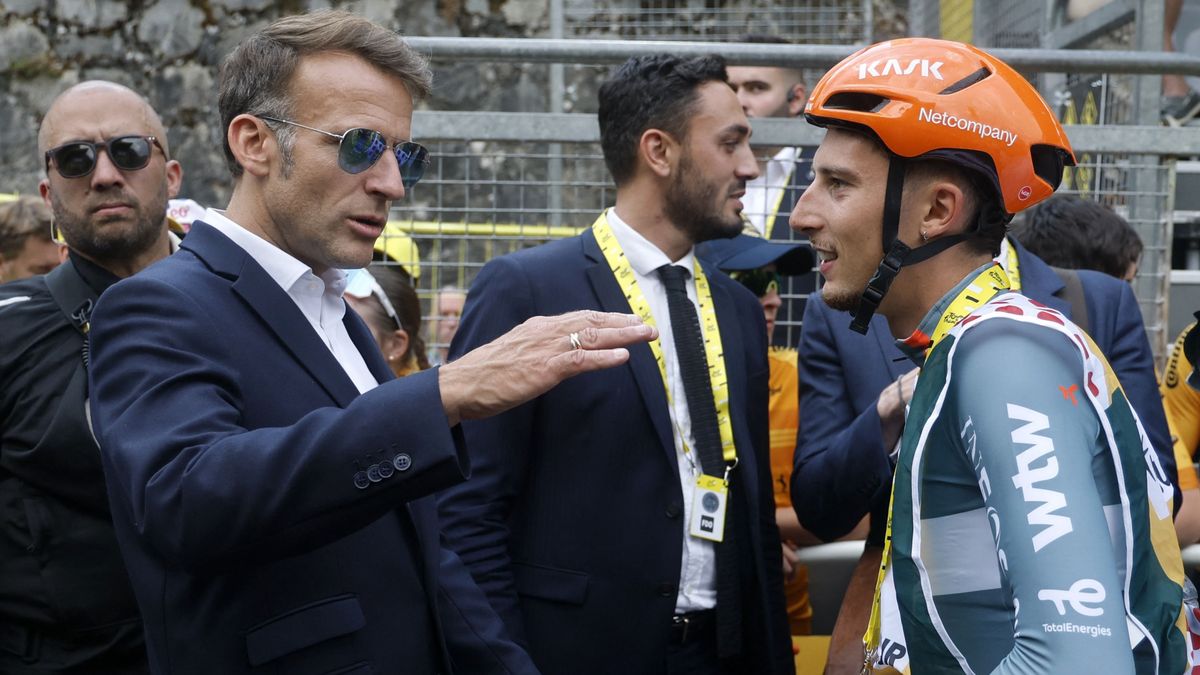 Macron beleszólt a francia szupertehetség sorsába, súlyos bukás sárga trikóban