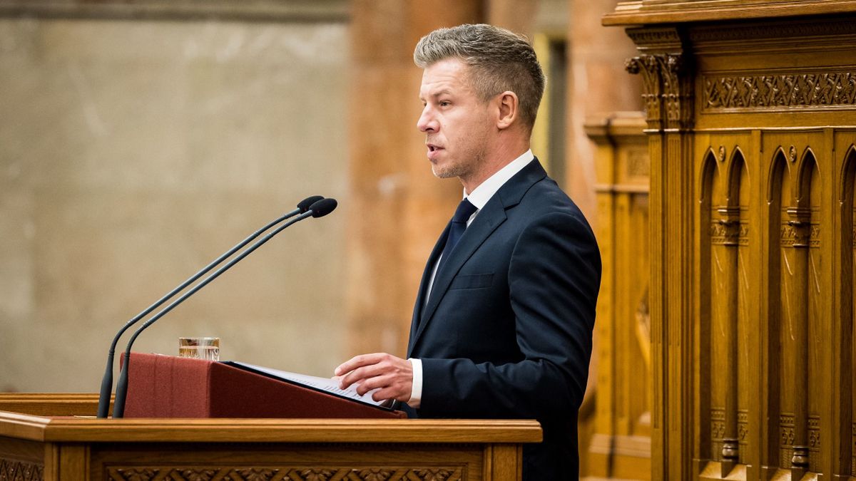 Saját hívei estek neki Magyar Péternek, akin szombati ígéretét kérik számon