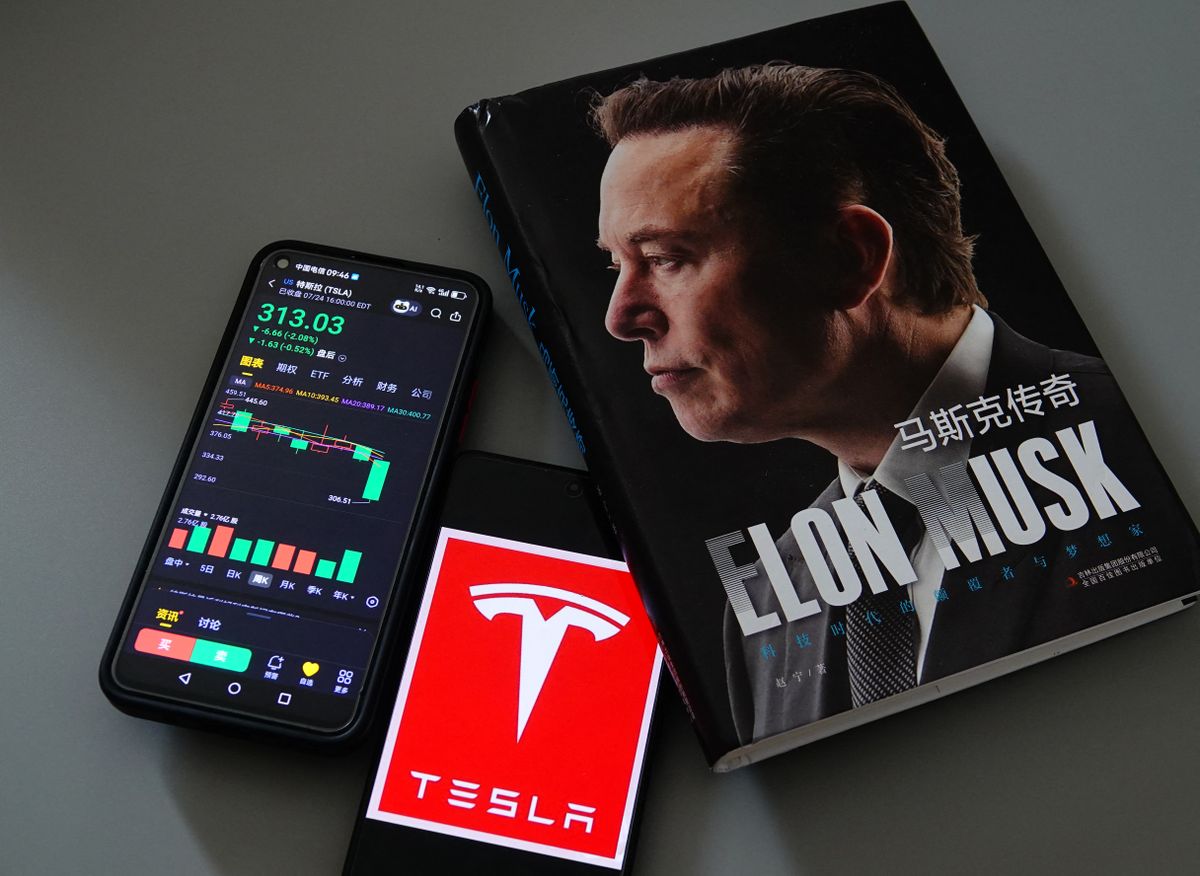 Hetek óta inog Elon Musk birodalma. Bajban a Tesla? (Fotó: LJF / CFoto)