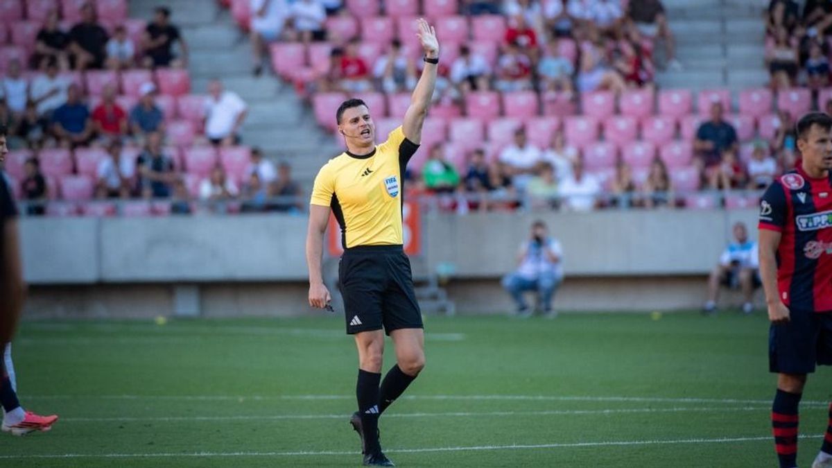 Referee's Red Card Sparks Outrage After Hungarian Football Derby