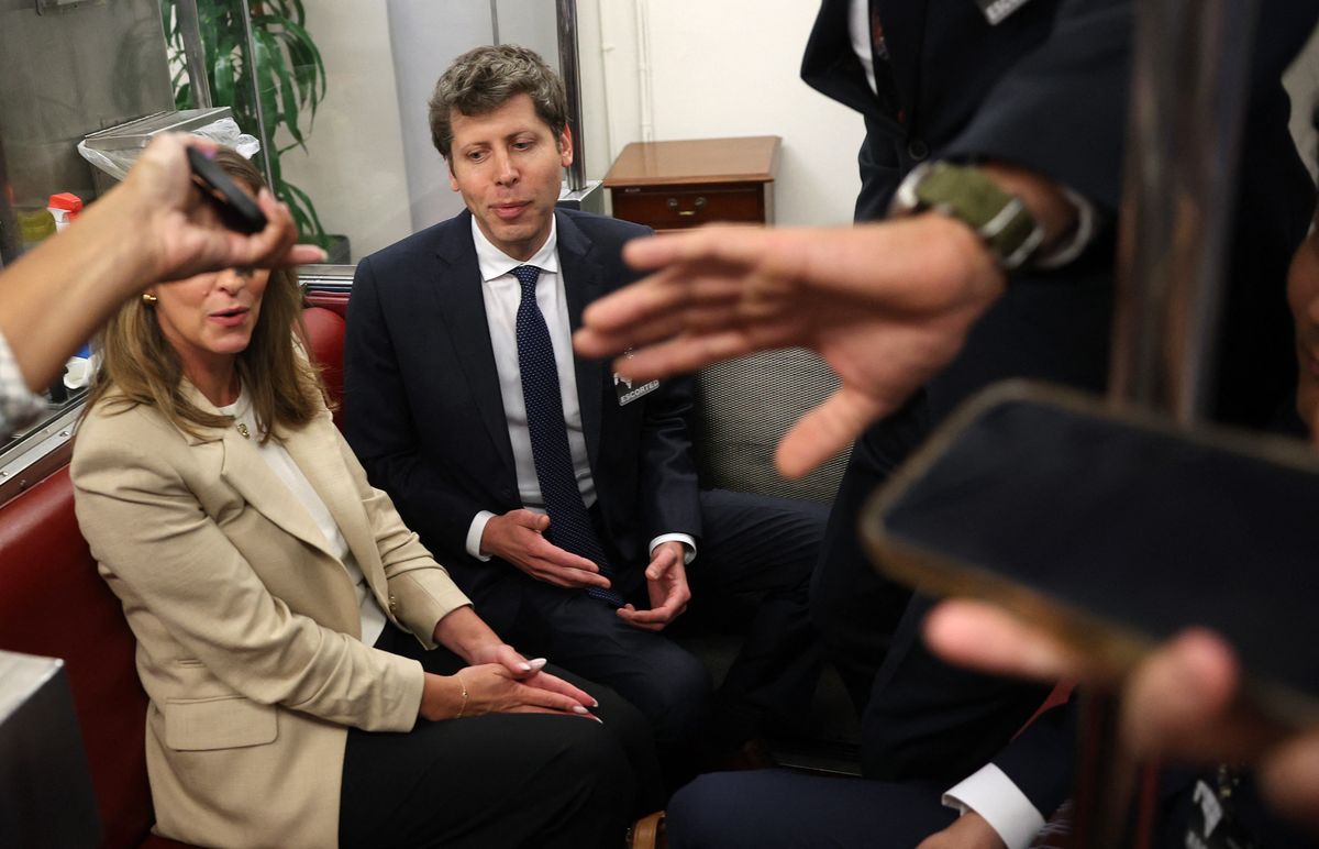 Az OpenAI fejének azonnal jelenése volt az amerikai törvényhozóknál (Fotó: KEVIN DIETSCH / GETTY IMAGES NORTH AMERICA)