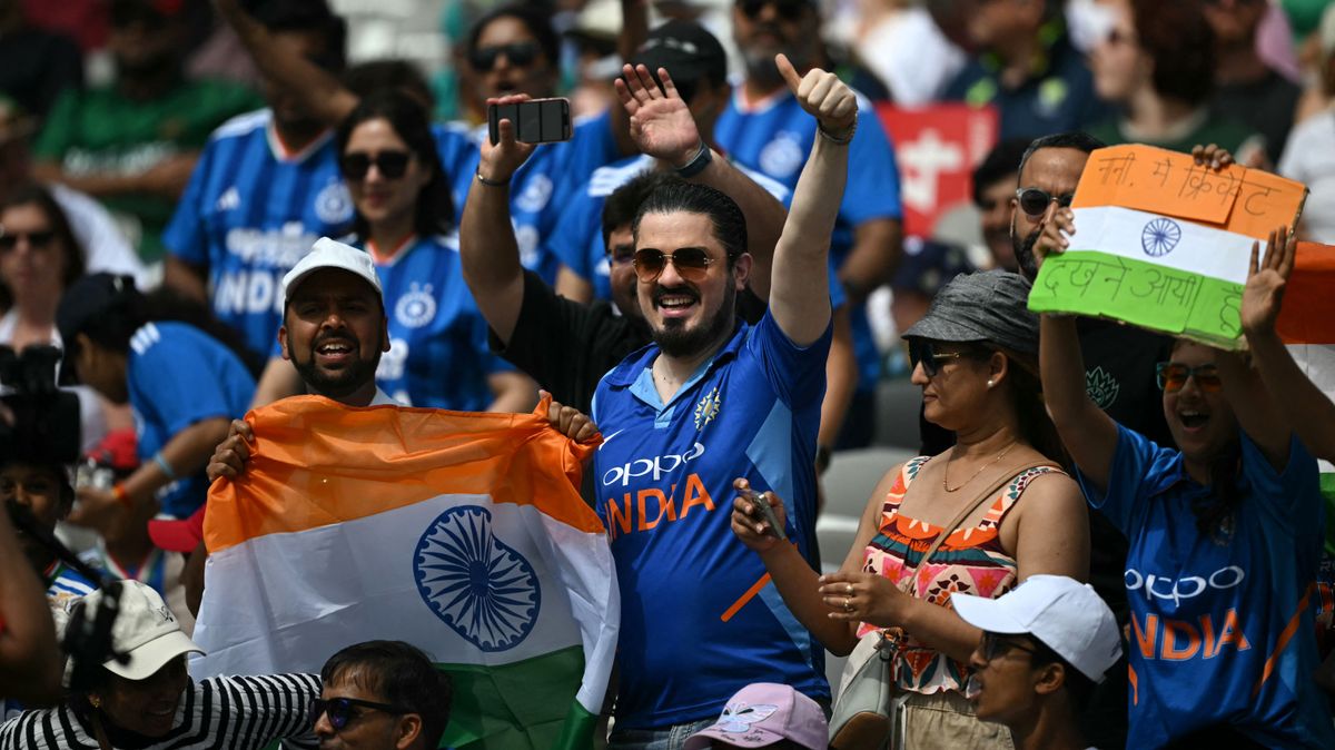 Majomsuttogók növelik India esélyeit