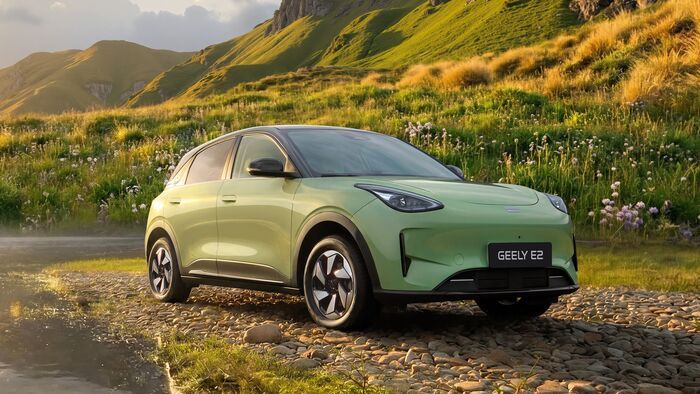 Geely E2