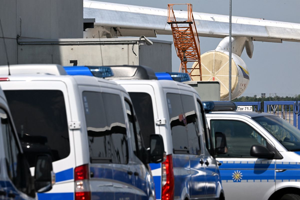 Megerősítették a lipcsei repülőtér védelmét a drónincidens után (Fotó: HENDRIK SCHMIDT / DPA)