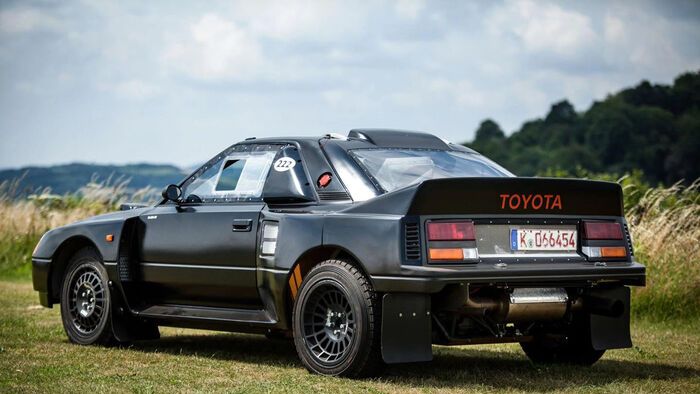 Toyota 222D