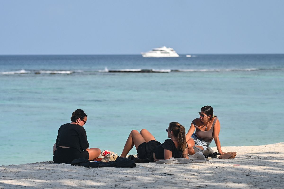 Olyan népszerű desztinációkon került a szakadék szélére a turizmus, mint a Maldív-szigetek (Fotó: MOHAMED AFRAH / AFP)