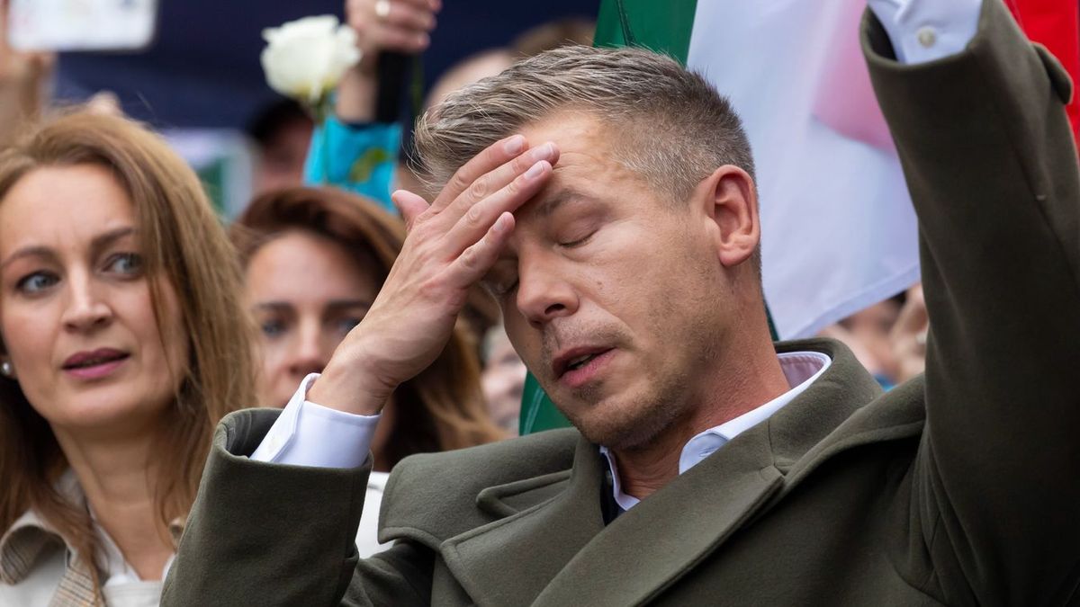 Magyar Péter valamitől elfelejthette, hogy korábban mennyire szerette a 4iG részvényeit