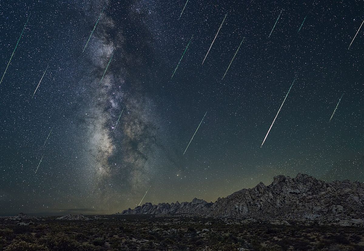 Augusztus többek között a Perseidák meteorraj leglátványosabb csillaghullását hozza el