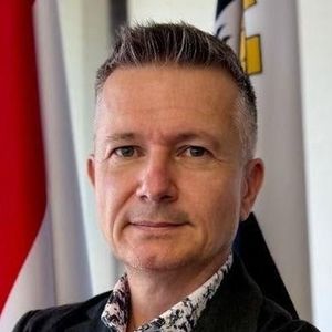 Dr. Fenyvesi  Gábor avatarja
