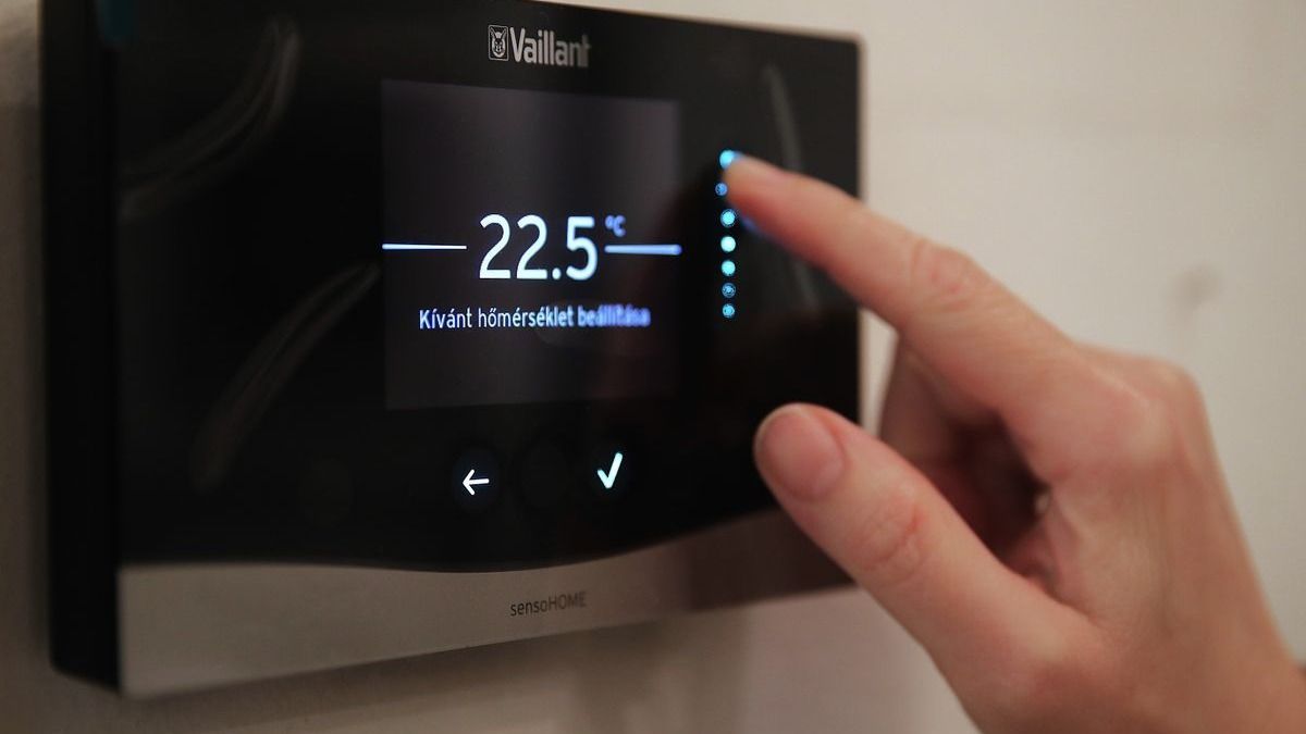 Az önmagában hatástalan, ha azt kéri a kormány az emberektől, hogy este ne fogyasszanak energiát