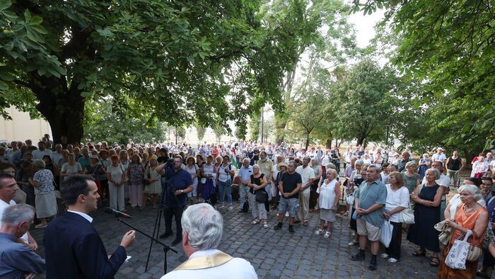 szentmise Bús Balázs politikusért