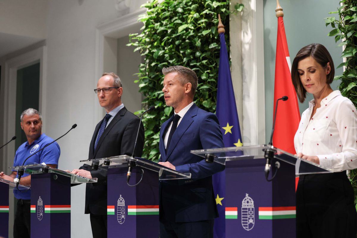 Kormányzati tájékoztató Magyar Péter