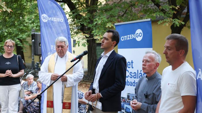 szentmise Bús Balázs politikusért