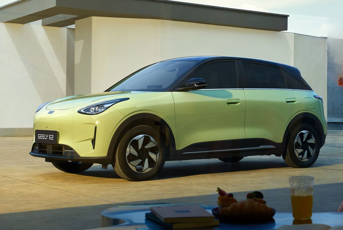 Geely E2