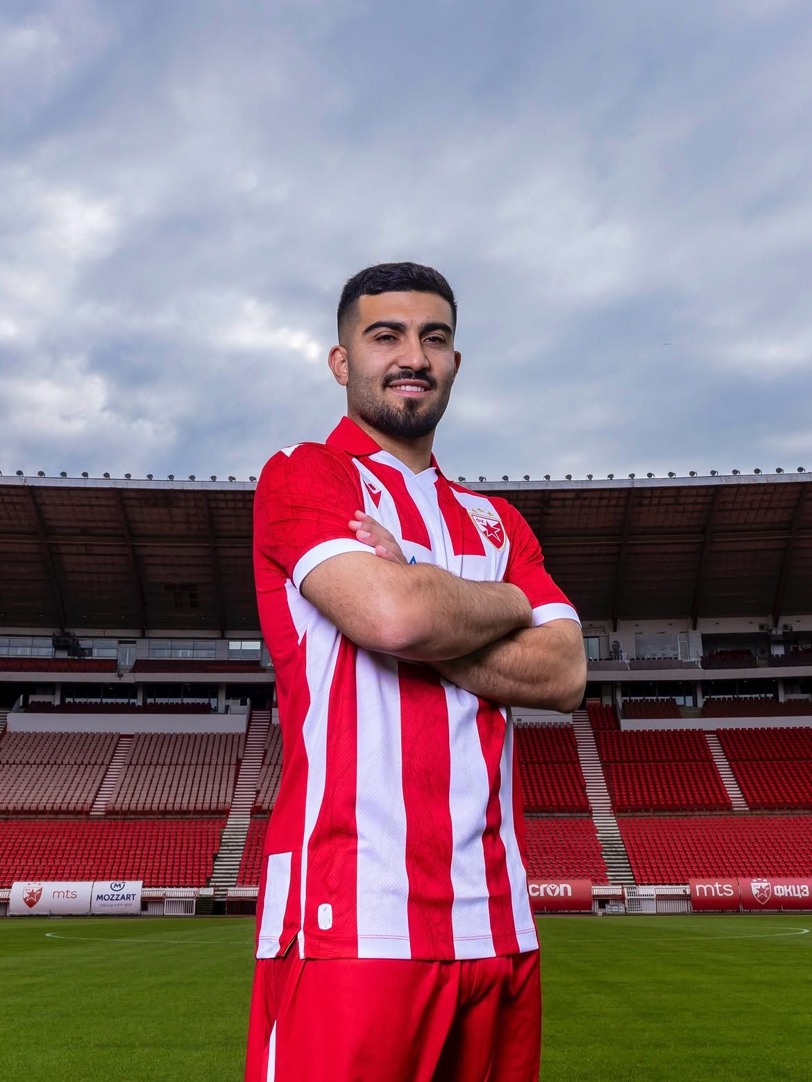 Mohammed Abu Fani a hetedik tétmérkőzését játszotta Dejan Stankovic együttesében, épp izraeli csapat ellen kapott piros lapot a Crvena zvezda BL-selejtezőjén