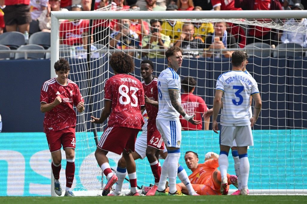 Szoboszlai Dominik és Kerkez Milos gólhoz segítette Luke Chamberst (balra), a Liverpool mégis kikapott a Leeds Unitedtől
