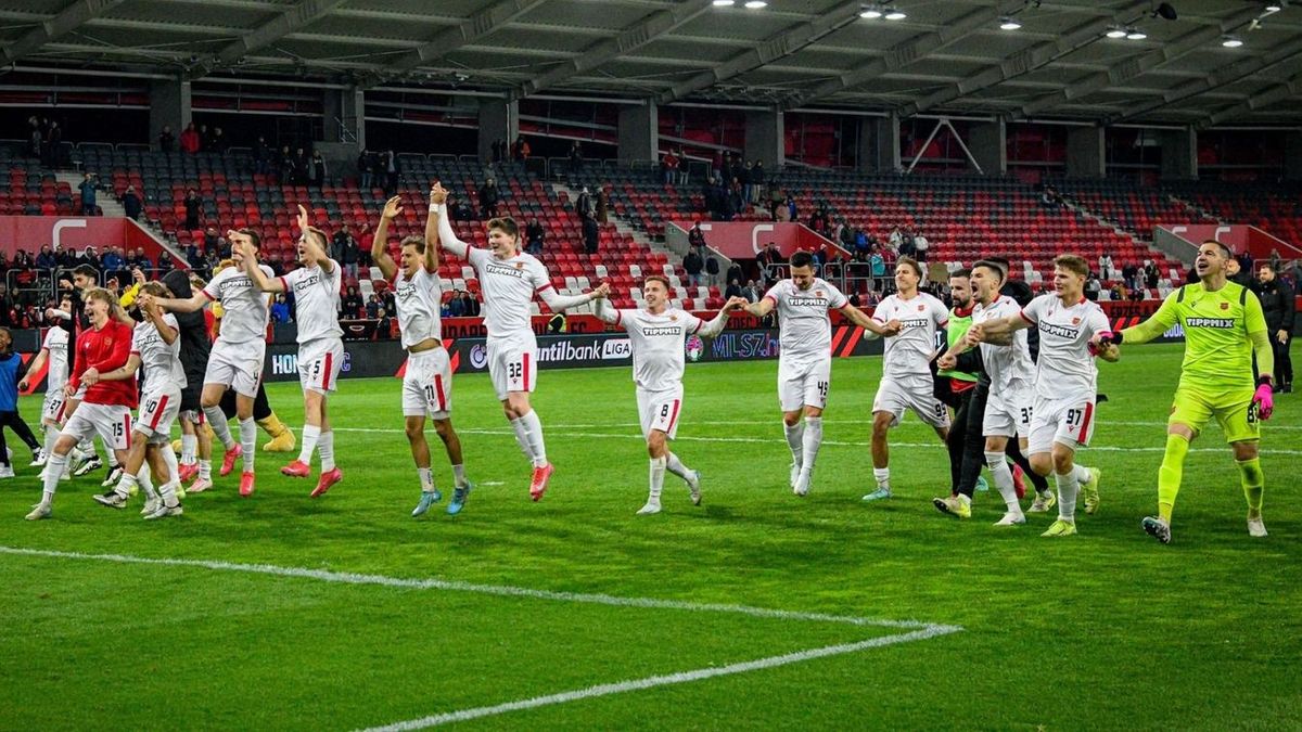 A Honvéd most nem ünnepelhetett az MTK ellen Tomás Tujvel (a jobb szélen) hibája miatt