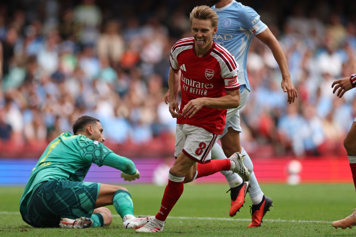 Martin Ödegaard góljával vált megalázóvá az Arsenal angol szuperkupa-sikere, a Guardiola utáni érát sima vereséggel kezdte a Manchester City