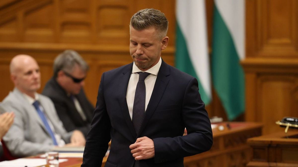 Ismét hauodtak? Mégis nyaralni mehetett Ausztriába az államtitkár