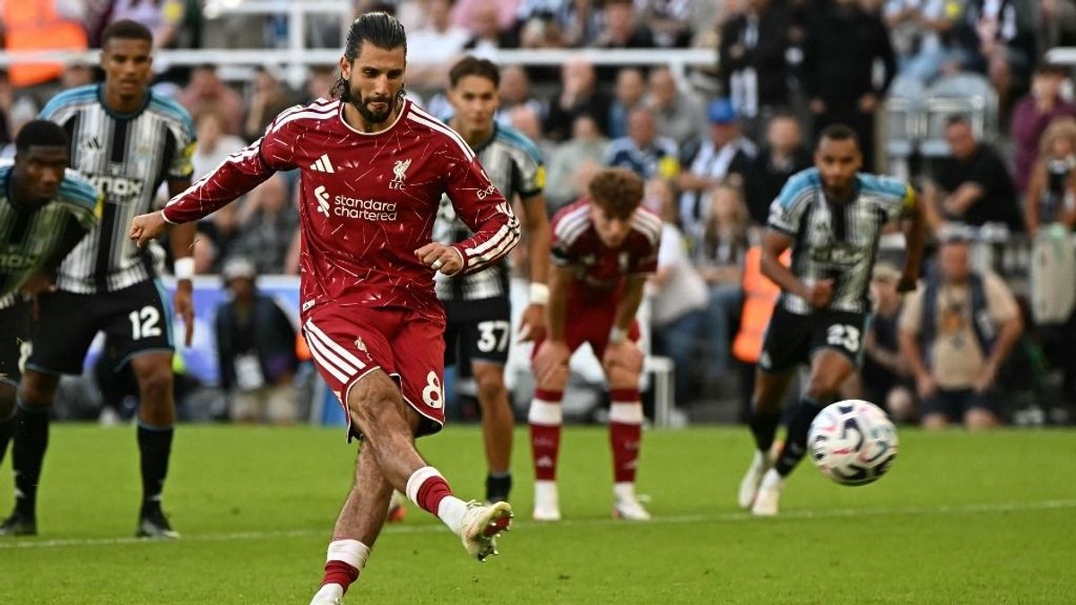Szoboszlai büntetője kapcsán vita folyik, a Liverpool magyarja nem is hallotta a sípszót