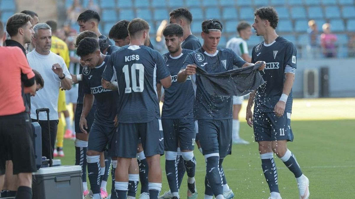 Az UEFA-t nem érdekli a magyarországi energiakorlátozás? Villanyfényes meccsek Magyarországon