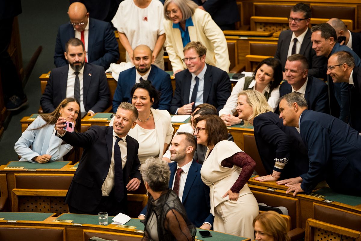 Magyar Péter, országgyűlés