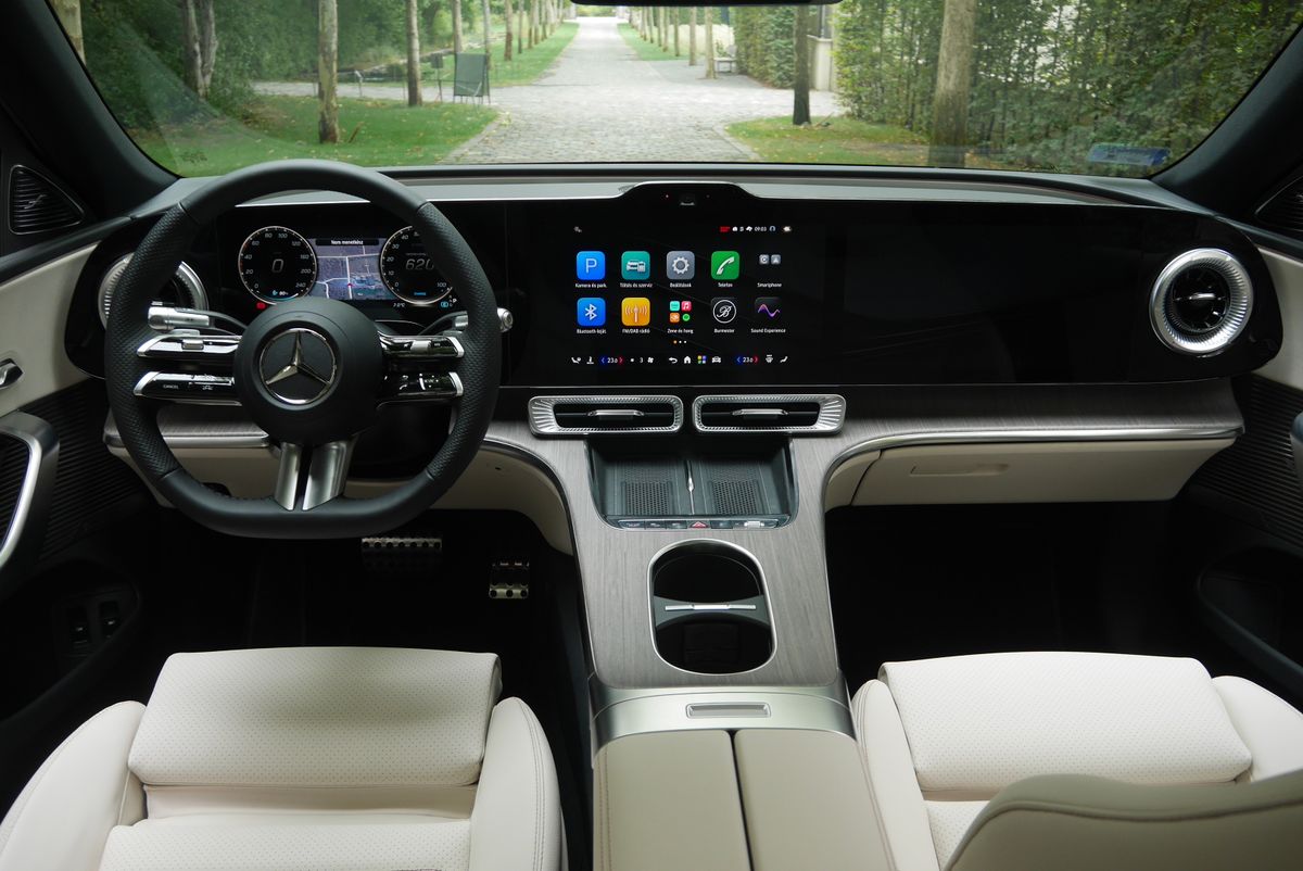 Mercedes C osztály elektromos