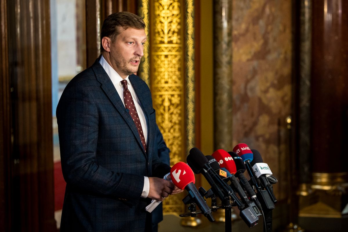 Parlament, Országgyűlés, Fidesz, Panyi Miklós