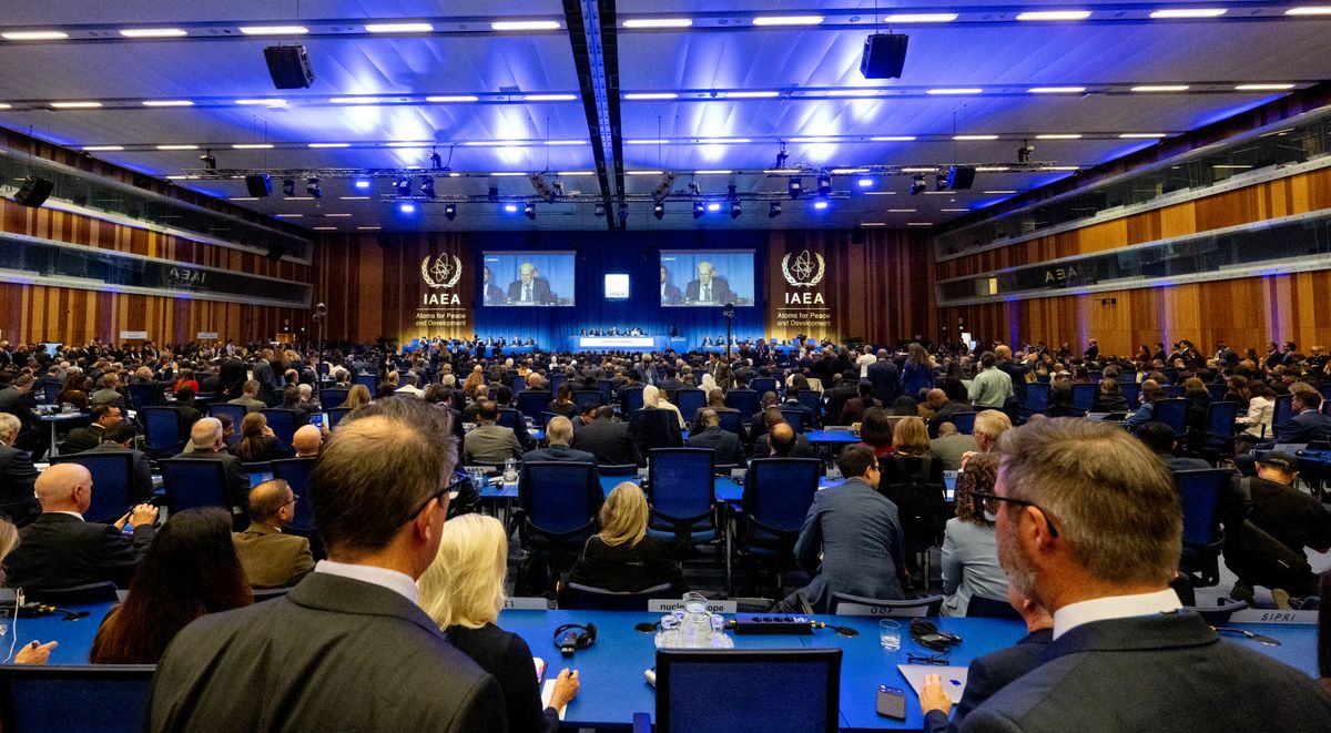 Nem engedték be az országba az iráni főképviselőt a bécsi atomkonferencia idején (Fotó: JOE KLAMAR / AFP)