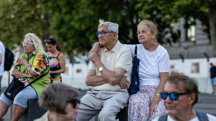 kormányellenes tüntetés Kossuth tér