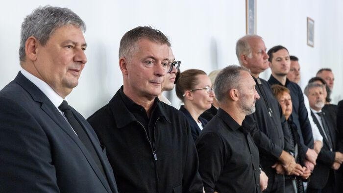 Deák Bill Gyula a magyar blueskirály temetése az Új Köztemetőben
Kubatov Gábor
Dr. Kovács Róbert Antal a X. kerület polgármestere