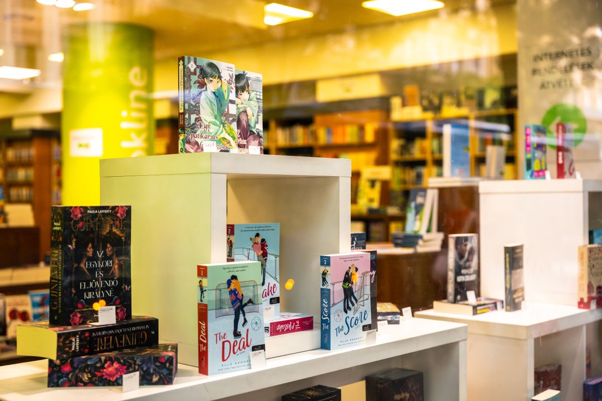 Libri könyvesbolt


