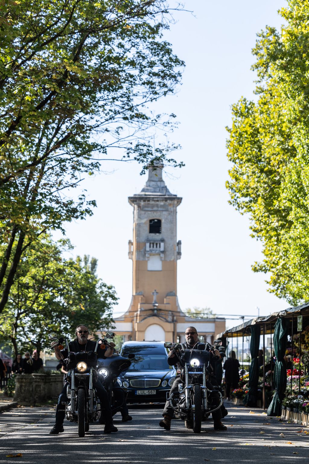 Deák Bill Gyula a magyar blueskirály temetése az Új Köztemetőben