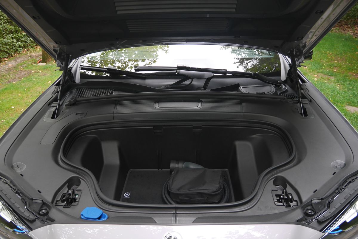 Mercedes C osztály elektromos