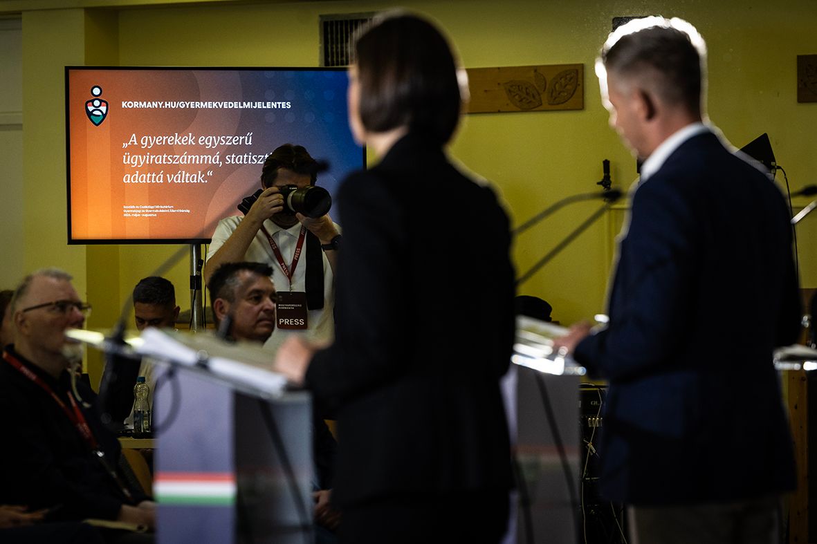 Mayar Péter Gyermekvédelmi sajtótájékoztató