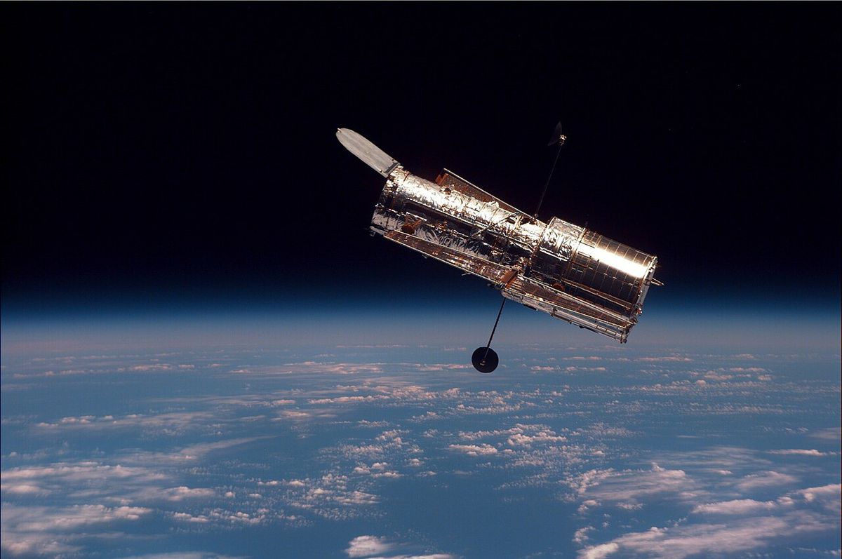 A Hubble űrtávcső bizarr alakzatot fedezett fel a Szaturnuszon