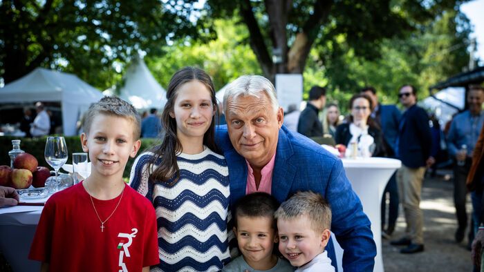 Orbán Viktor Kötcsén 2026