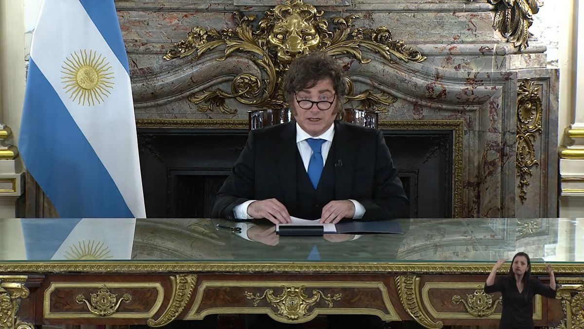 Screen grab from the official boradcast shows Argentina's President Javier Milei Addressing the Nation from Casa Rosada Presidential Palace in Buenos Aires on September 3, 2026. Milei said on September 3, 2026, that the "winds of change" favored Argentina's claim to the Falkland Islands, pointing to Washington's readiness to review it neutrality on his country's dispute with Britain. (Photo by Handout / Argentina's Presidency Press Office / AFP) / RESTRICTED TO EDITORIAL USE - MANDATORY CREDIT "AFP PHOTO / Argentina's Presidency " - HANDOUT - NO MARKETING NO ADVERTISING CAMPAIGNS - DISTRIBUTED AS A SERVICE TO CLIENTS