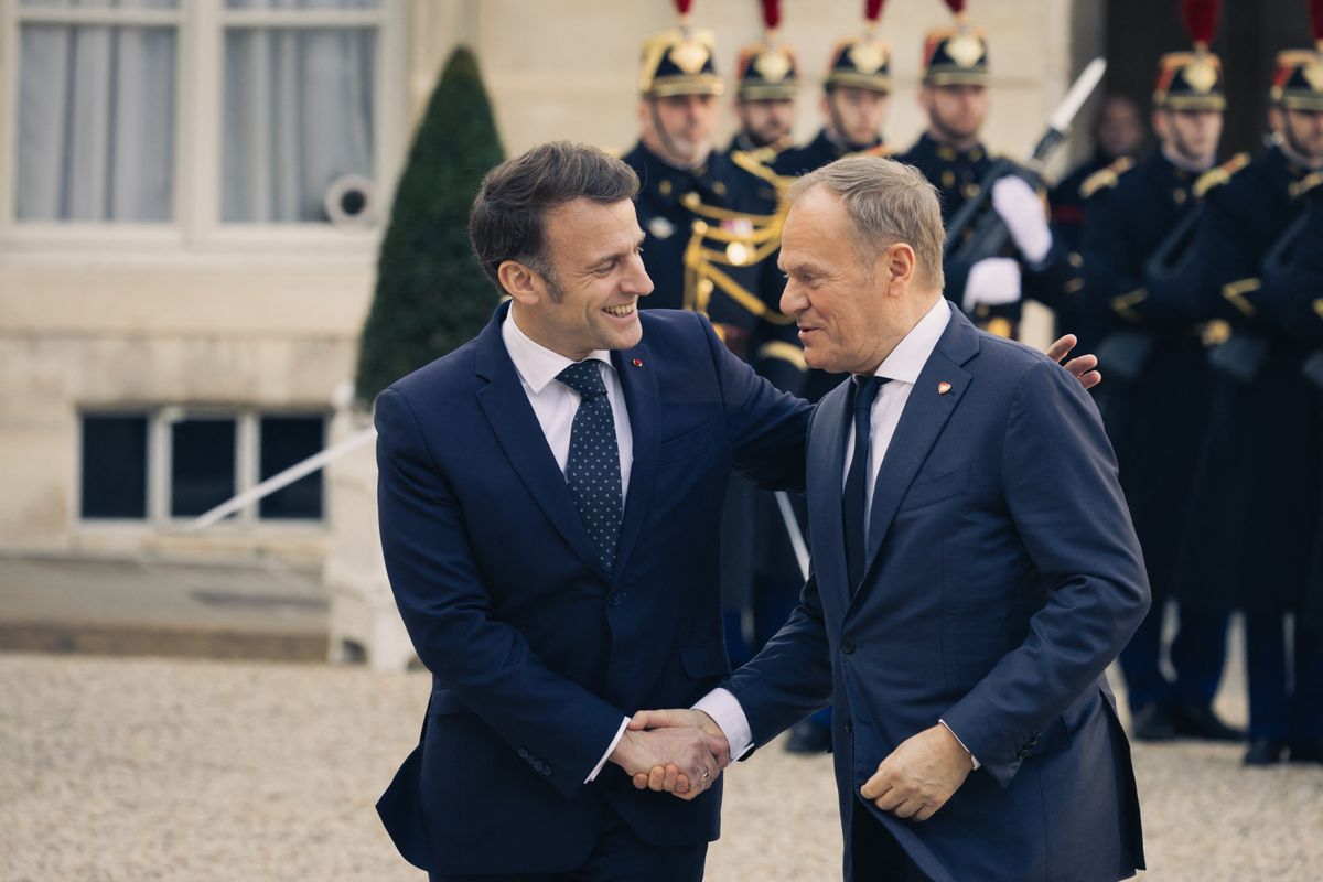 Emmanuel Macron pártja és Donald Tusk lengyel kormányfő is nagyot bukhat az uniós költségvetés miatt (Fotó: EDOUARD MONFRAIS-ALBERTINI / Hans Lucas)