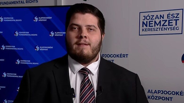 Dornfeld László, az Alapjogokért Központ vezető elemzője. Forrás: Youtube/M1 Híradó