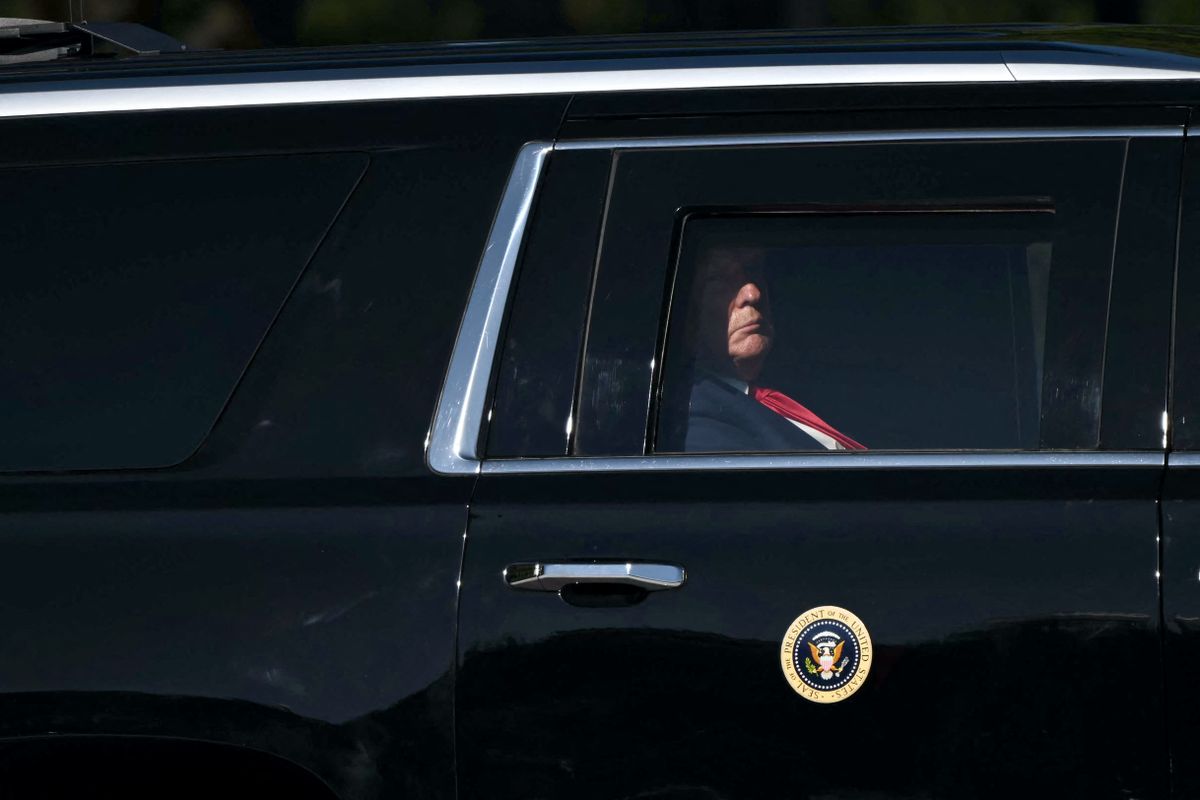 US President Donald Trump arrives to the Ellipse near the White House prior to board Marine One in Washington, DC, on September 16, 2026. Trump is travelling to Gastonia, North Carolina to campaign for Republican US Senate candidate Michael Whatley. (Photo by Kent NISHIMURA / AFP)