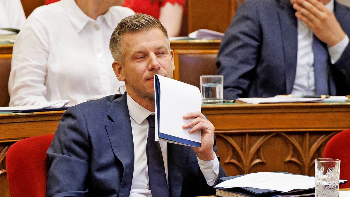Ostrom alatt a polgári sajtó, a Tisza-kormány mindent elsöpörne, amit nem tud térdre kényszeríteni