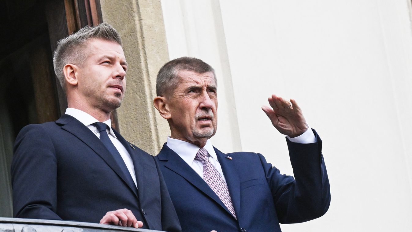 Magyar Péter annál a kormányfőnél járt, aki legutóbb kioktatta + videó